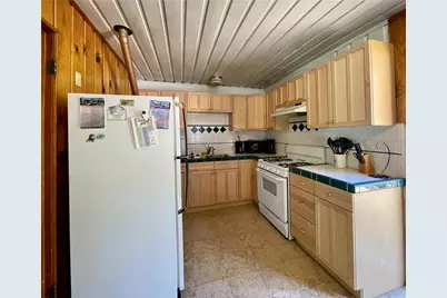 723 Fir, Big Bear Lake, CA 92315 - Photo 9