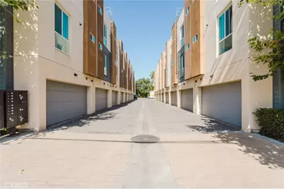 14104 W Monroe Place, Van Nuys, CA 91405 - Photo 3