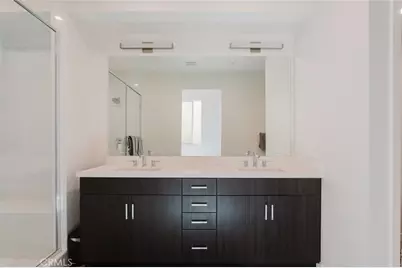 14104 W Monroe Place, Van Nuys, CA 91405 - Photo 49