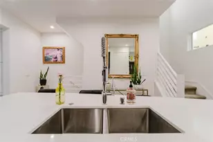 14104 W Monroe Pl, Van Nuys, CA 91405 - Photo 25