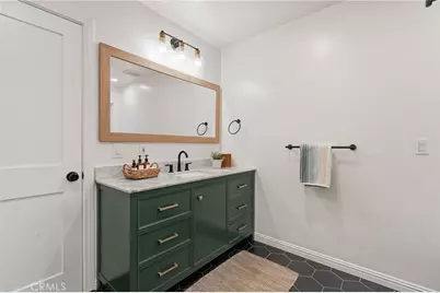 5423 Columbus Ave, Sherman Oaks, CA 91411 - Photo 17