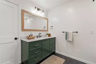 5423 Columbus Ave, Sherman Oaks, CA 91411 - Photo 17