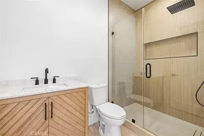 10024 Norwich Avenue, Mission Hills (San Fernando), CA 91345 - Photo 43
