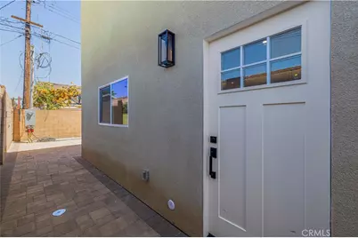 10024 Norwich Avenue, Mission Hills (San Fernando), CA 91345 - Photo 21