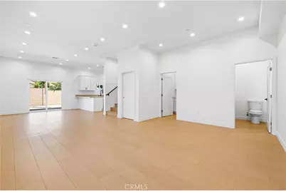 10024 Norwich Avenue, Mission Hills (San Fernando), CA 91345 - Photo 29