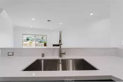 1515 Grismer Avenue #302, Burbank, CA 91504 - Photo 17