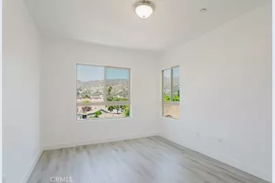 1515 Grismer Avenue #302, Burbank, CA 91504 - Photo 25
