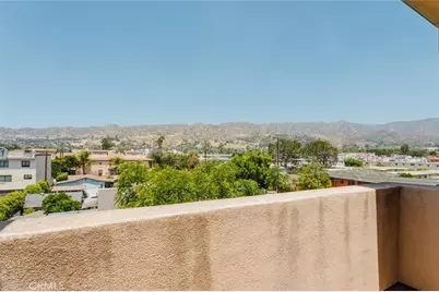 1515 Grismer Avenue #302, Burbank, CA 91504 - Photo 35