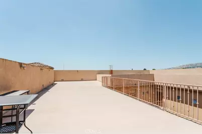 1515 Grismer Avenue #302, Burbank, CA 91504 - Photo 39