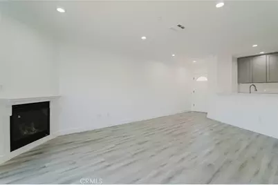 1515 Grismer Avenue #302, Burbank, CA 91504 - Photo 11
