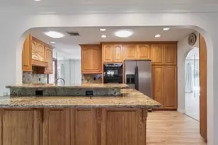 6564 Cleomoore, West Hills, CA 91307 - Photo 11