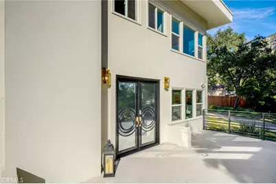 2065 E Altadena, Altadena, CA 91001 - Photo 3