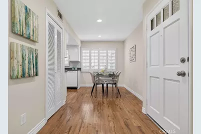 305 E Valencia #J, Burbank, CA 91502 - Photo 19