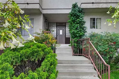 305 E Valencia #J, Burbank, CA 91502 - Photo 3