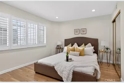 305 E Valencia #J, Burbank, CA 91502 - Photo 39