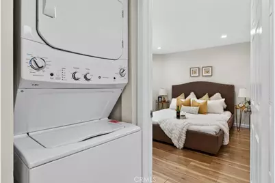 305 E Valencia #J, Burbank, CA 91502 - Photo 47