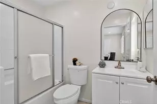 305 E Valencia, Burbank, CA 91502 - Photo 45