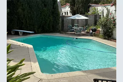 1367 Cleveland, Glendale, CA 91202 - Photo 19
