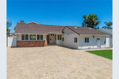 10024 Norwich Avenue, Mission Hills (San Fernando), CA 91345 - Photo 1