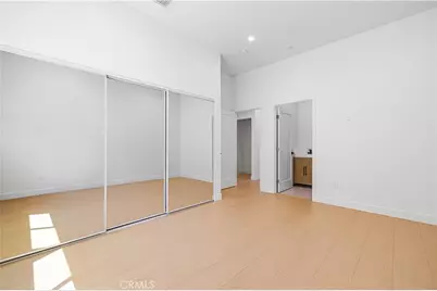10024 Norwich Avenue, Mission Hills (San Fernando), CA 91345 - Photo 59