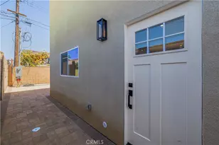 10024 Norwich Ave, Mission Hills (San Fernando), CA 91345 - Photo 21