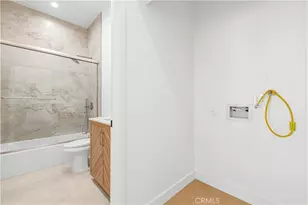 10024 Norwich Ave, Mission Hills (San Fernando), CA 91345 - Photo 55