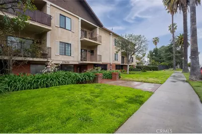 17522 Sherman Way #202, Van Nuys, CA 91406 - Photo 3