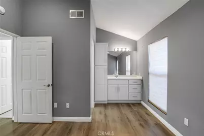 11107 Arminta St Unit 22, Los Angeles, CA 91352 - Photo 17