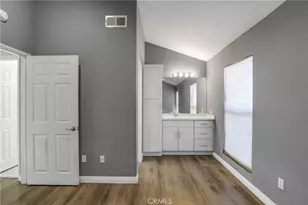 11107 Arminta St Unit 22, Los Angeles, CA 91352 - Photo 17