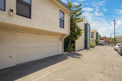 11107 Arminta St Unit 22, Los Angeles, CA 91352 - Photo 29