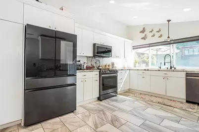 18810 Kirkcolm Lane, Porter Ranch, CA 91326 - Photo 17