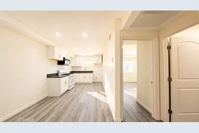6851 Foothill, Tujunga, CA 91042 - Photo 33