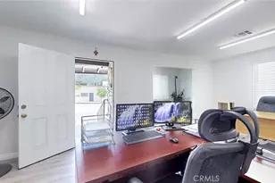 6851 Foothill, Tujunga, CA 91042 - Photo 9