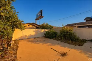 6851 Foothill, Tujunga, CA 91042 - Photo 43