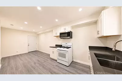 6851 Foothill, Tujunga, CA 91042 - Photo 37