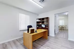 6851 Foothill, Tujunga, CA 91042 - Photo 15