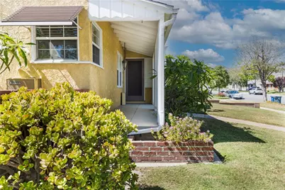 1701 N Naomi, Burbank, CA 91505 - Photo 5