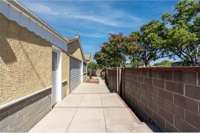 1701 N Naomi, Burbank, CA 91505 - Photo 11