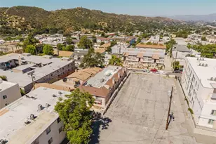 10128 Hillhaven Ave, Tujunga, CA 91042 - Photo 27