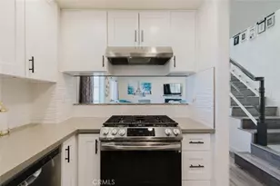 10128 Hillhaven Ave, Tujunga, CA 91042 - Photo 9
