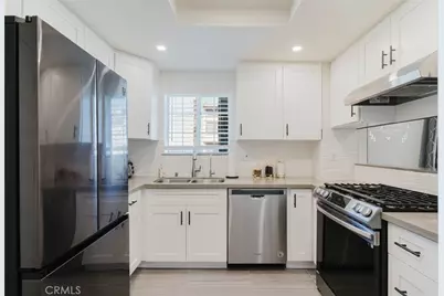 10128 Hillhaven Avenue #101, Tujunga, CA 91042 - Photo 7