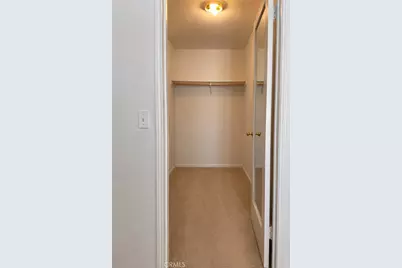 29511 Dana Court, Canyon Country, CA 91387 - Photo 7