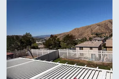 29511 Dana Court, Canyon Country, CA 91387 - Photo 21