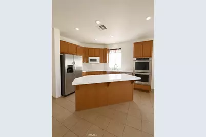 29511 Dana Court, Canyon Country, CA 91387 - Photo 9