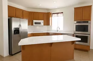 29511 Dana Ct, Canyon Country, CA 91387 - Photo 9