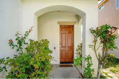 29511 Dana Court, Canyon Country, CA 91387 - Photo 3