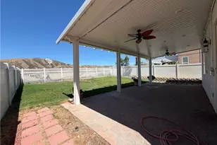 29511 Dana Ct, Canyon Country, CA 91387 - Photo 29