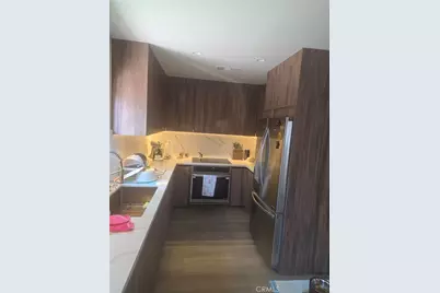 14939 Archwood, Van Nuys, CA 91405 - Photo 3