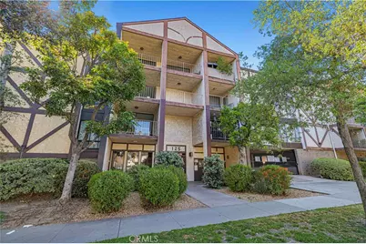 125 N Allen Avenue #213, Pasadena, CA 91106 - Photo 1