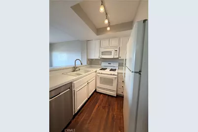 335 N. Adams Street, Glendale, CA 91206 - Photo 9